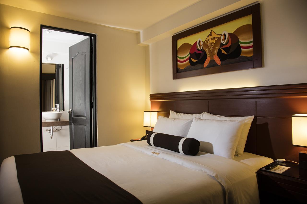 Hotel Ferre Cusco Bagian luar foto
