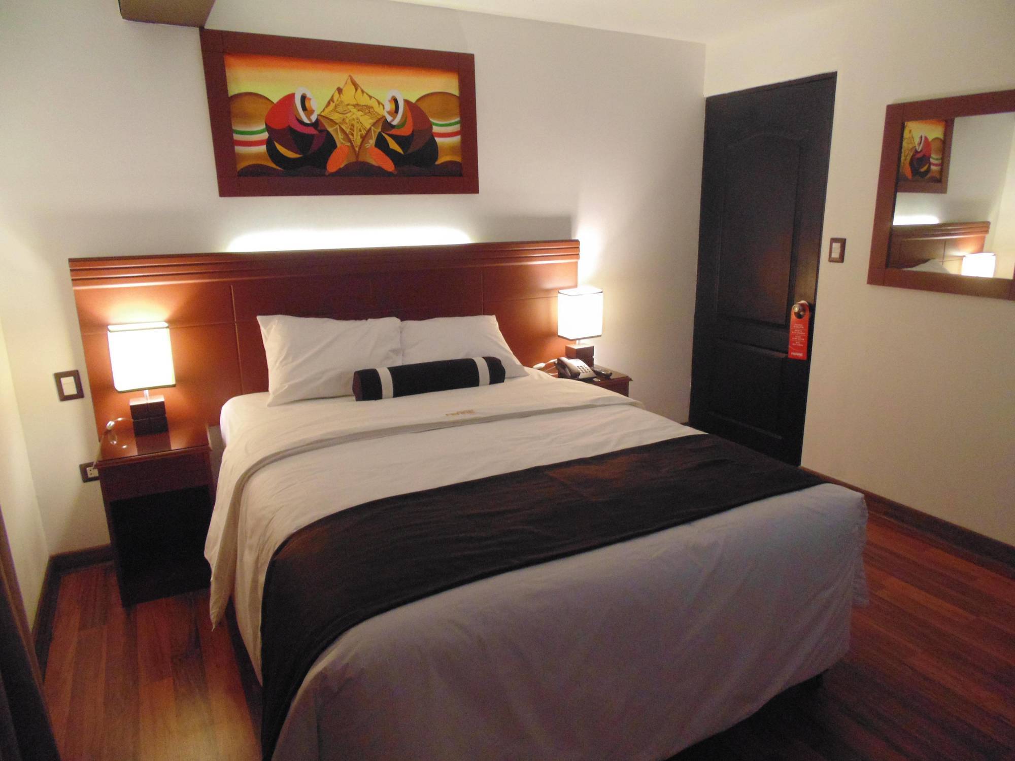 Hotel Ferre Cusco Bagian luar foto